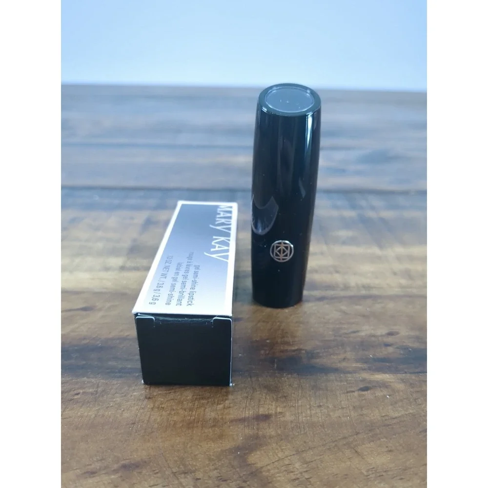 Mary‎ Kay Naturally Buff Chamois Gel Semi Shine Lipstick New Full Size